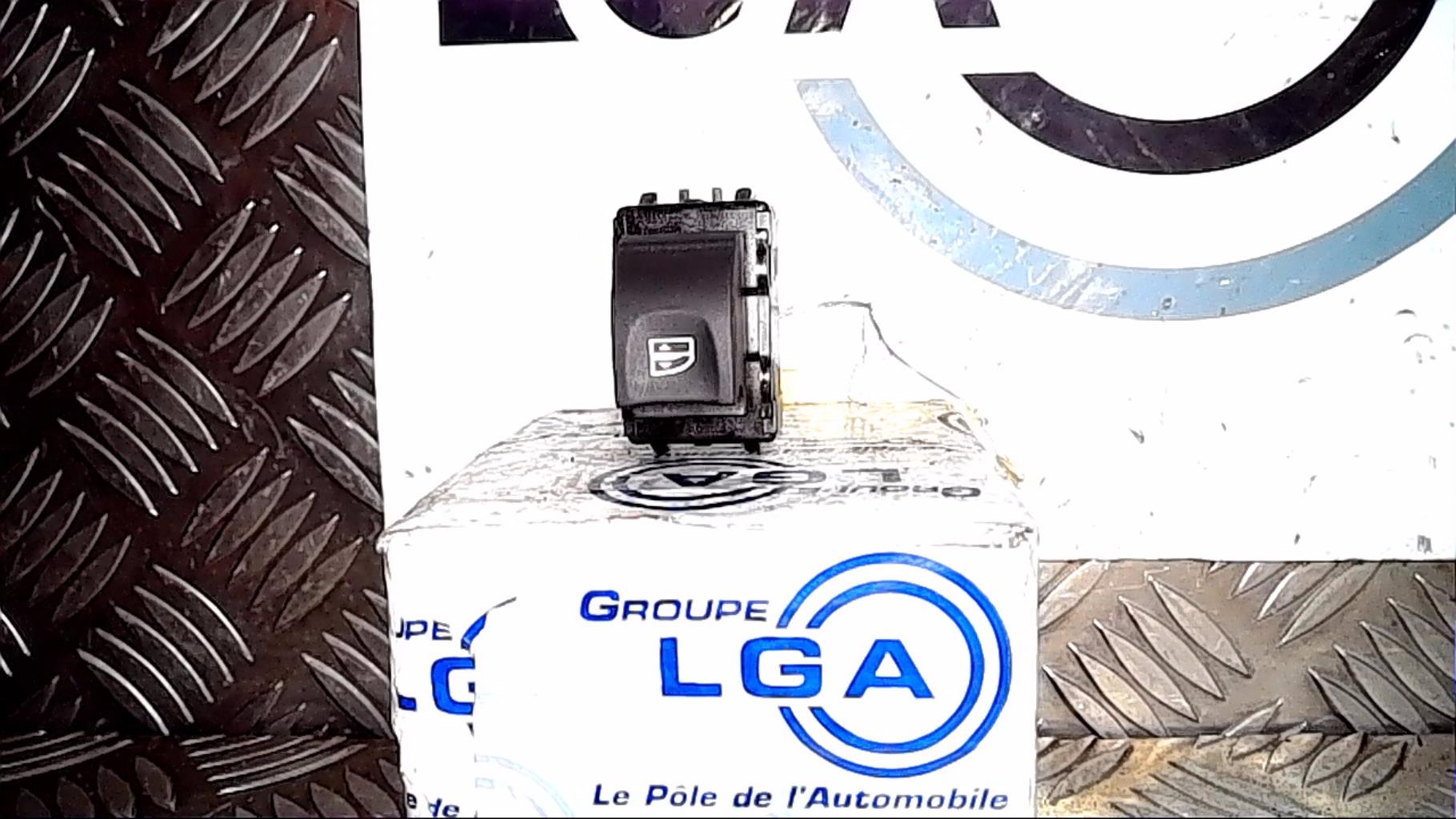 Interrupteur de leve vitre arriere droit