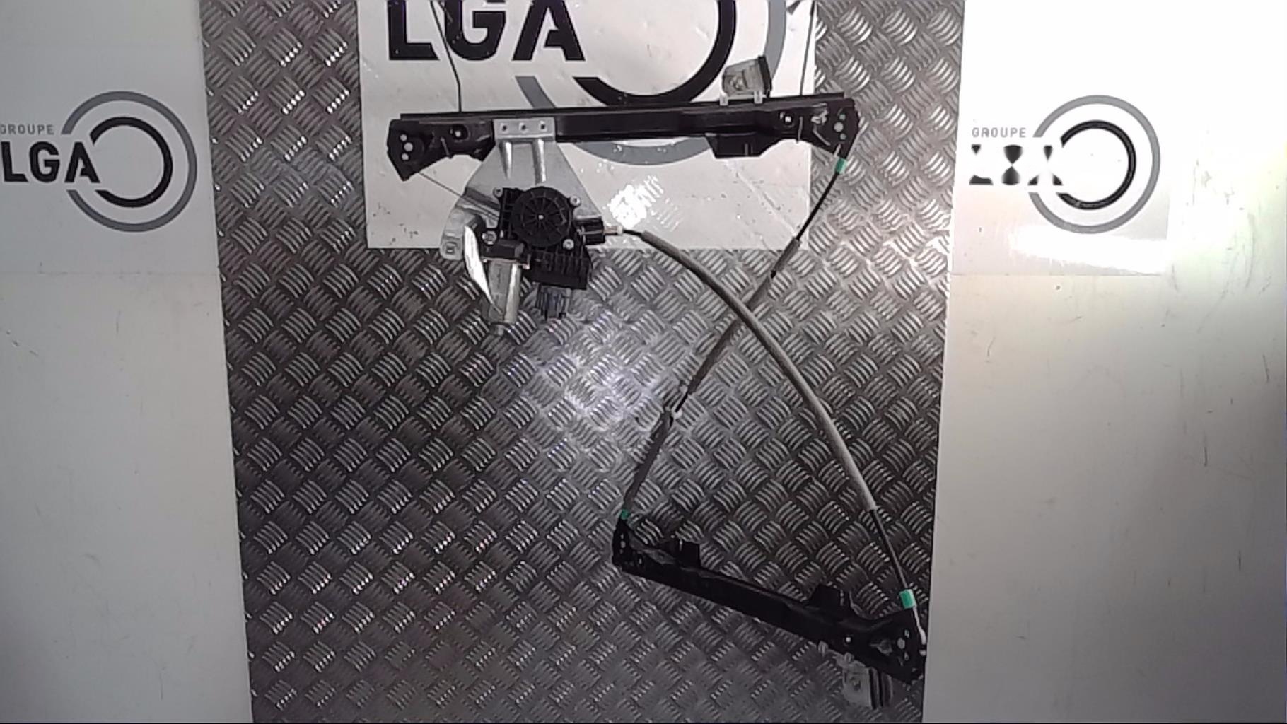 Leve vitre electrique avant droit
