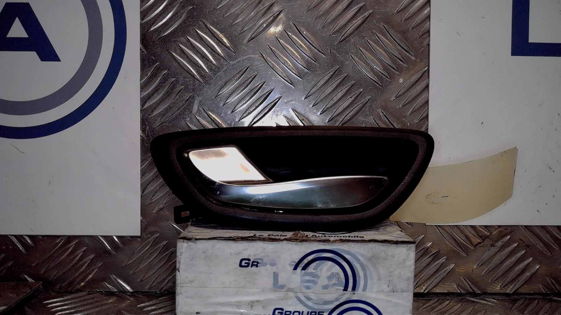 Poignee interieur arriere gauche