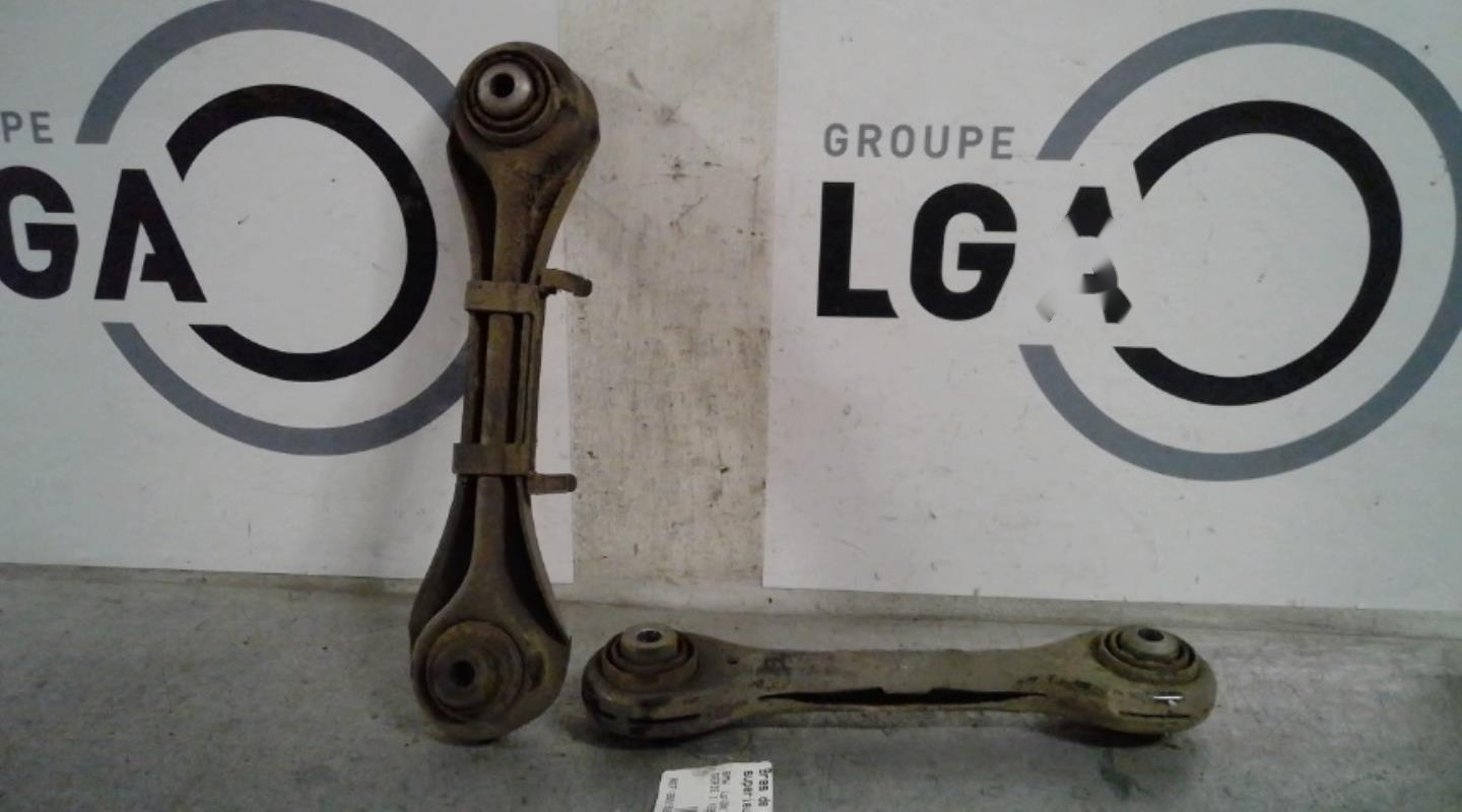 Bras de suspension superieur arriere gauche