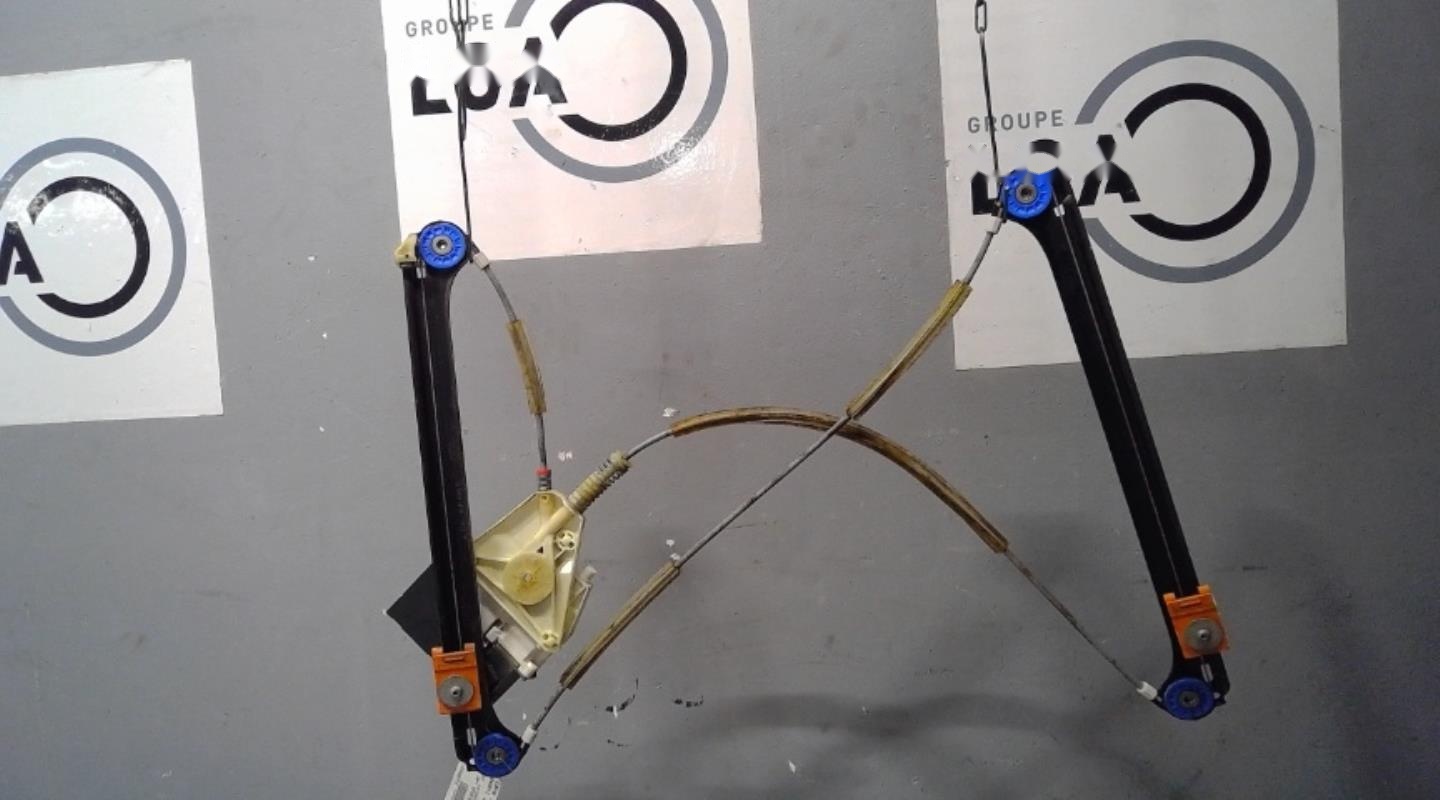 Leve vitre electrique avant droit