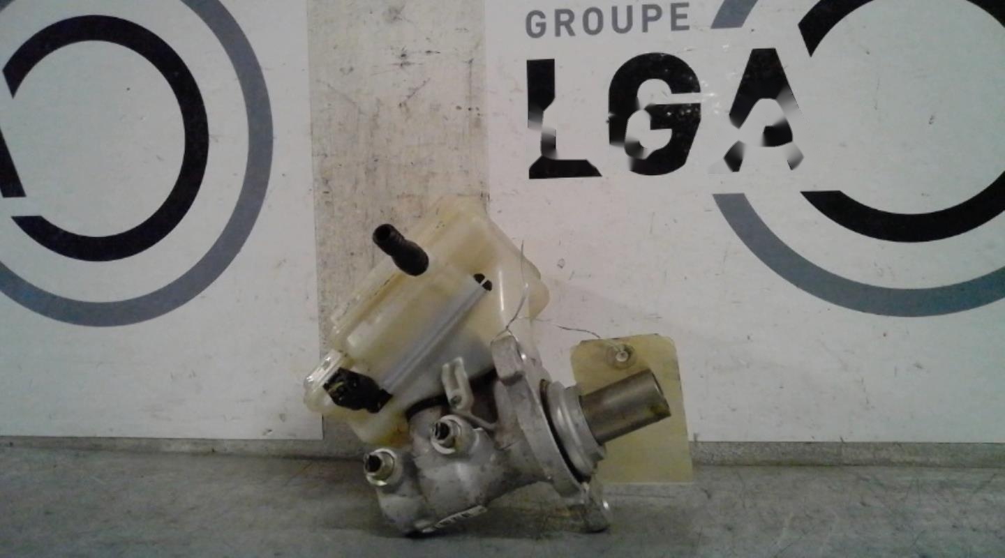Maitre cylindre (freinage)