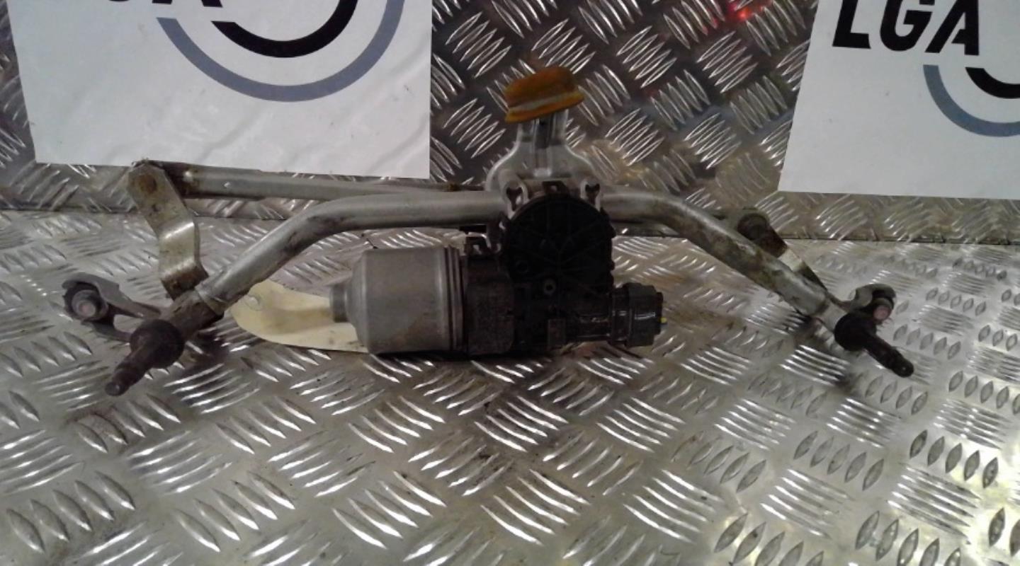 Moteur essuie glace avant