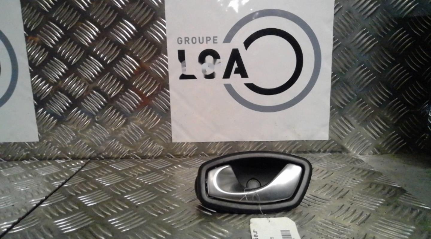 Poignee interieur avant gauche