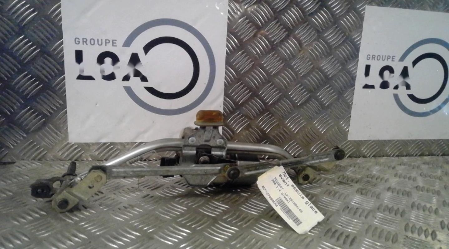 Moteur essuie glace avant