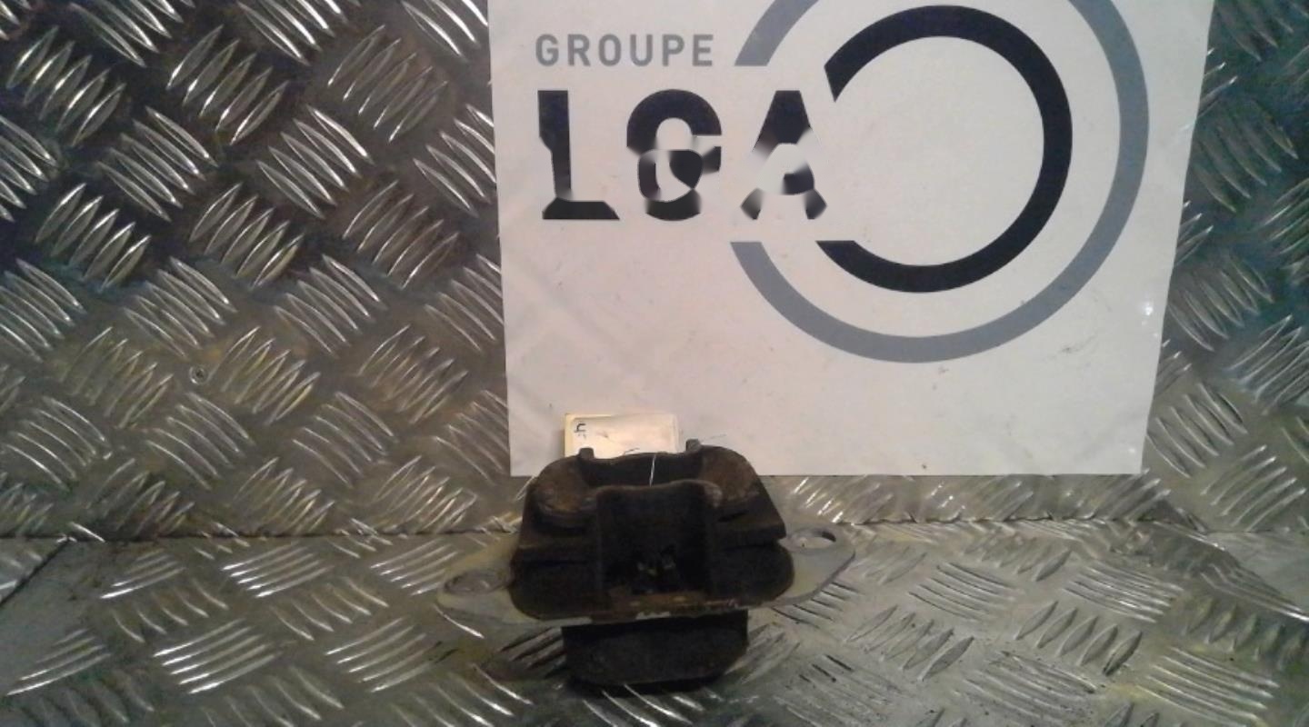 Support moteur gauche