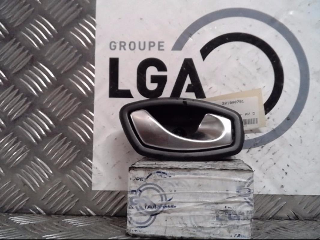 Poignee interieur avant droit