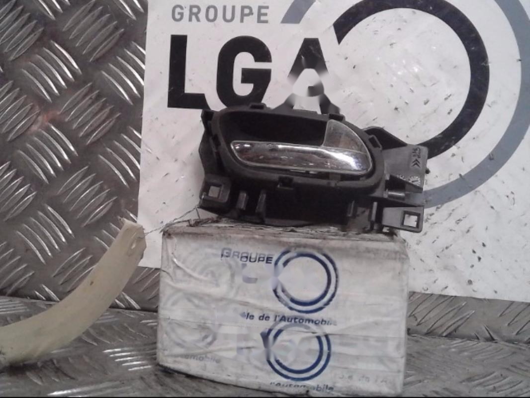 Poignee interieur avant gauche