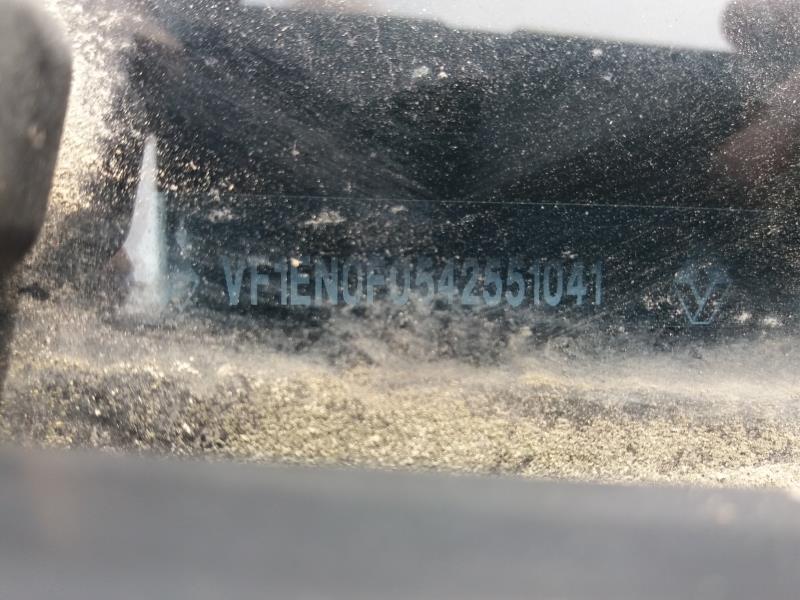 Moteur essuie glace avant