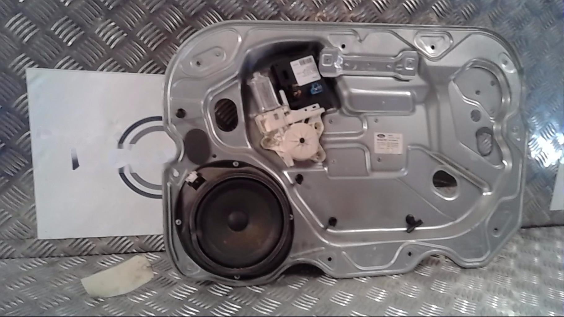 Leve vitre electrique avant droit