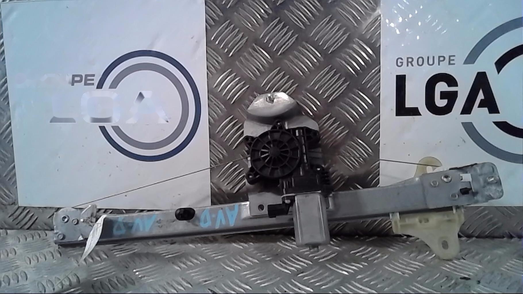 Leve vitre electrique avant droit