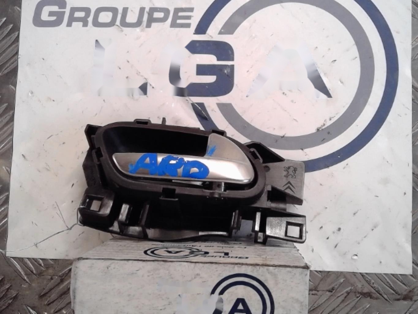 Poignee interieur arriere droit