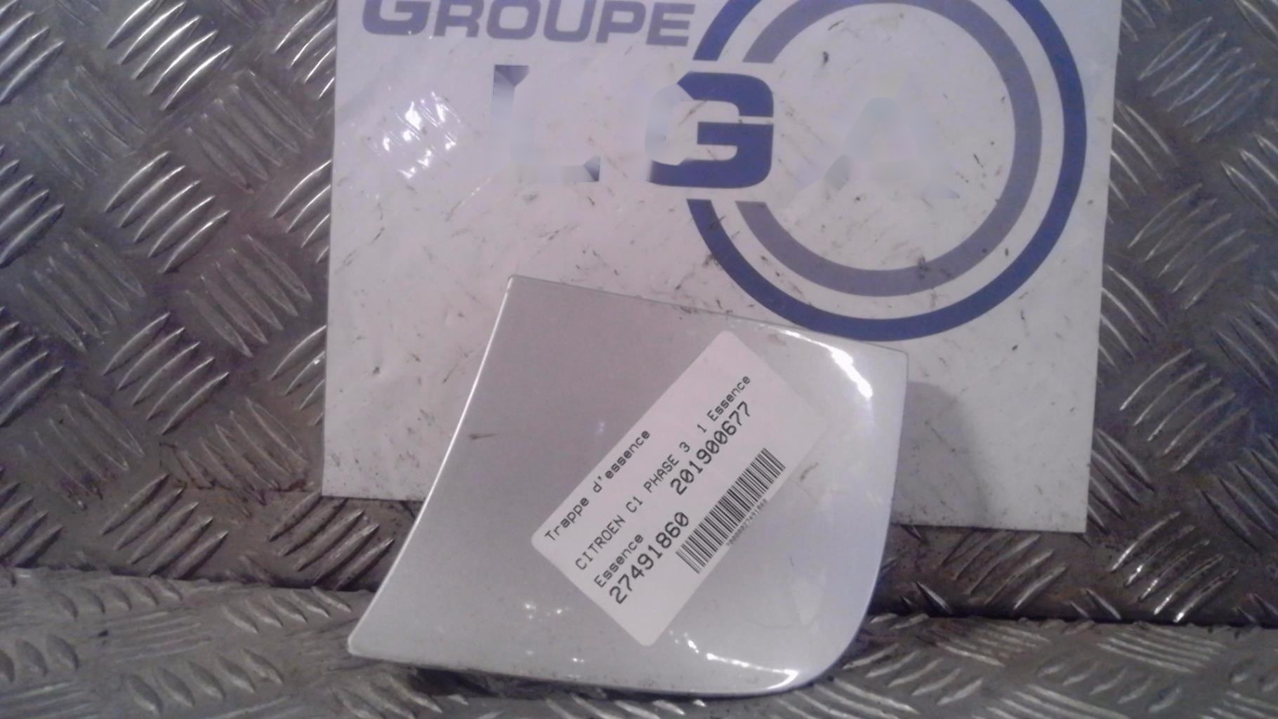 Trappe d'essence
