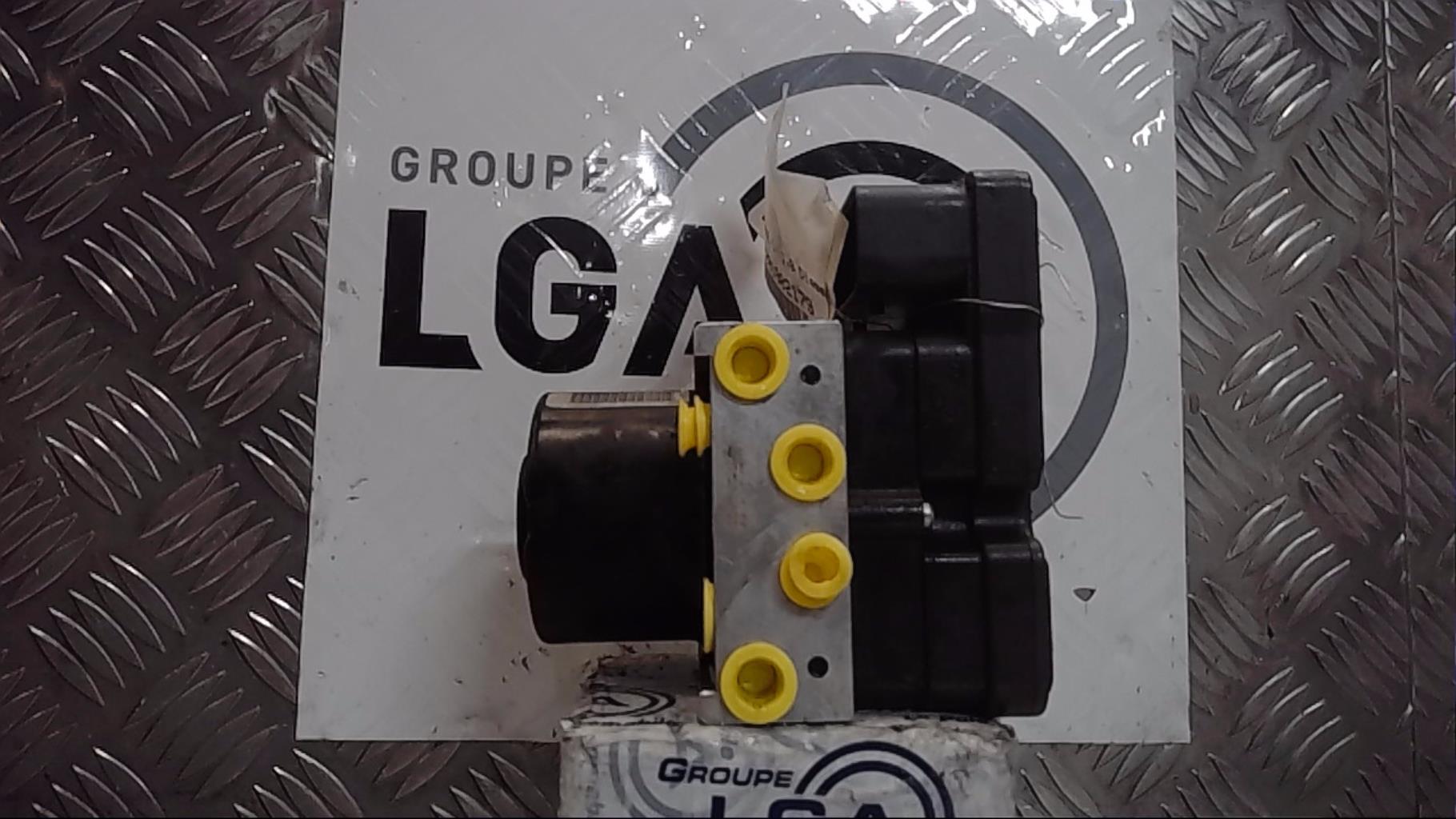 Bloc ABS (freins anti-blocage)