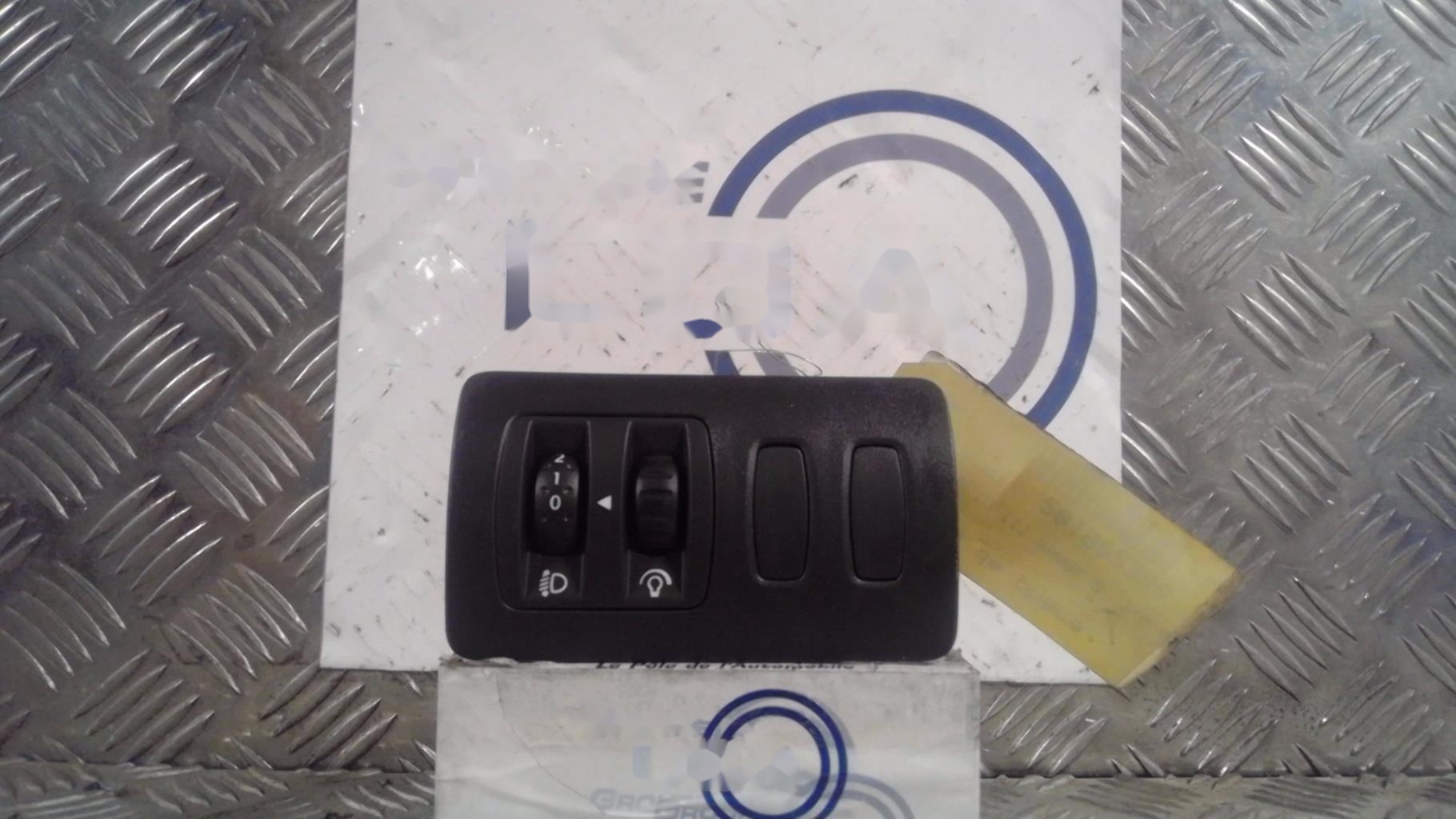 Commande de phare
