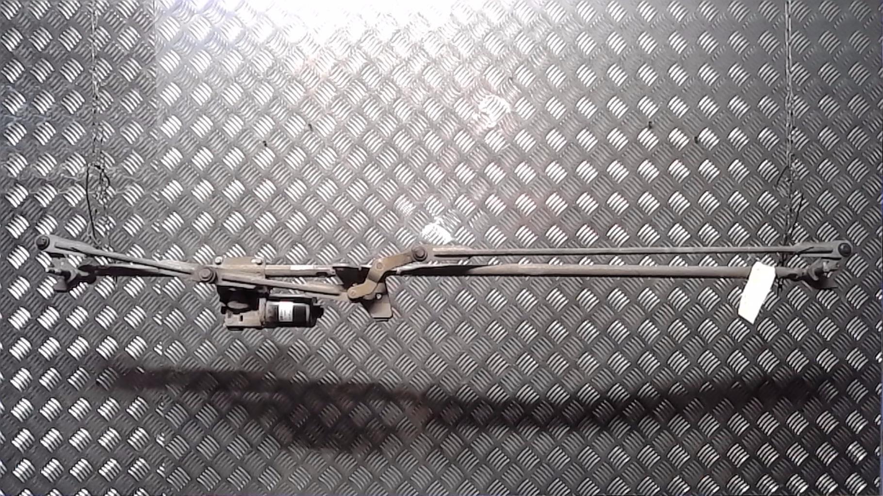 Moteur essuie glace avant