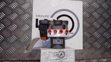 Bloc ABS (freins anti-blocage)