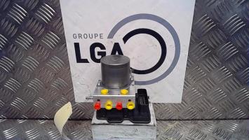 Bloc ABS (freins anti-blocage)