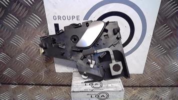 Poignee porte arriere gauche