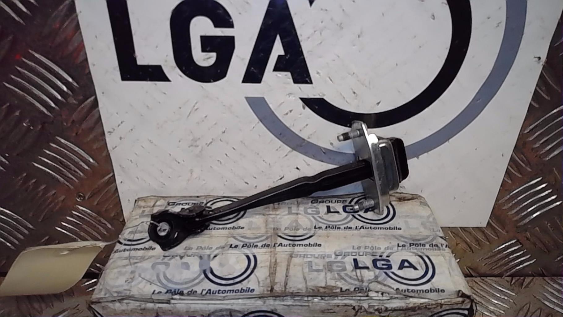 Tirant de porte arriere droit