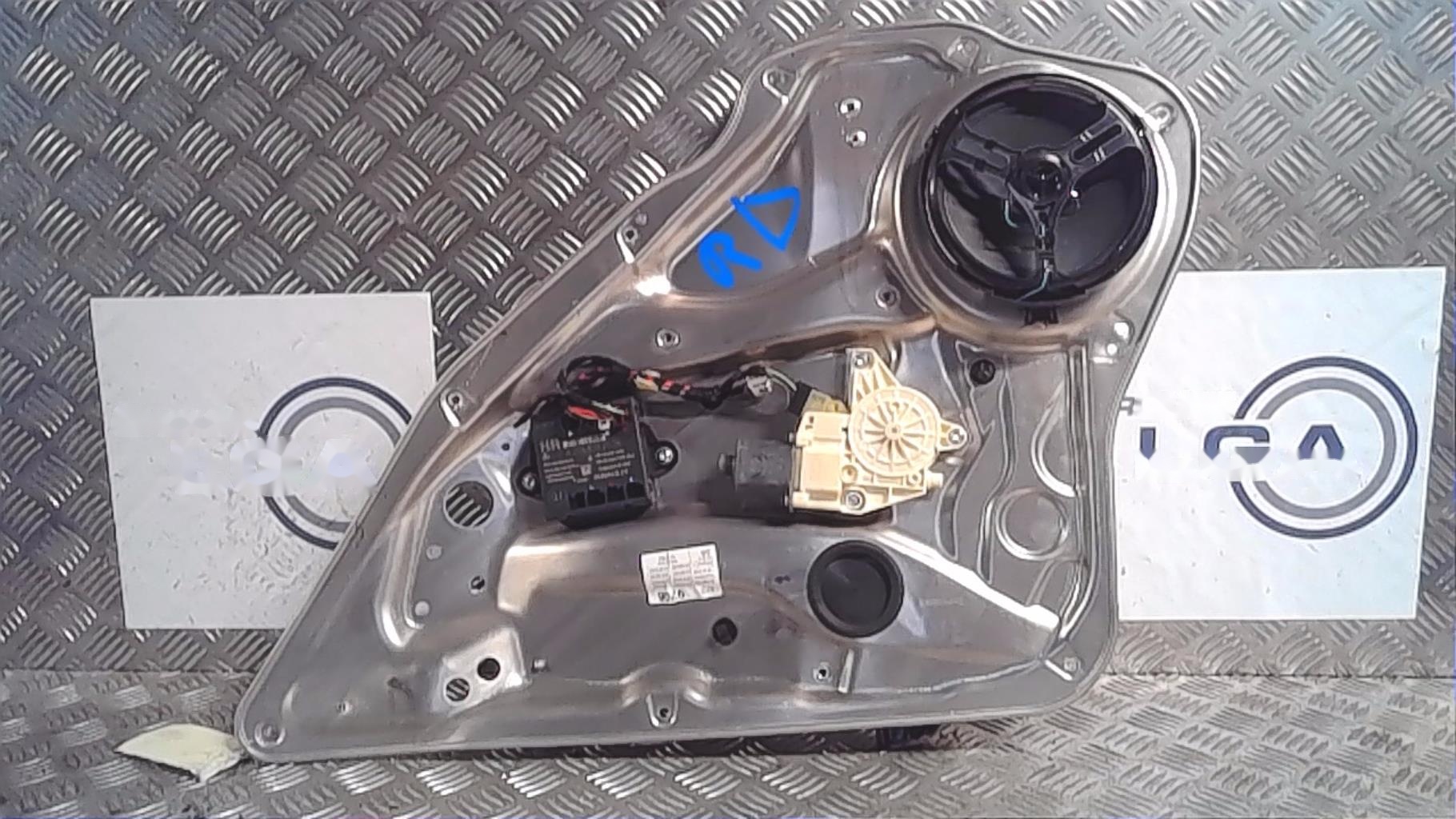 Leve vitre electrique arriere droit