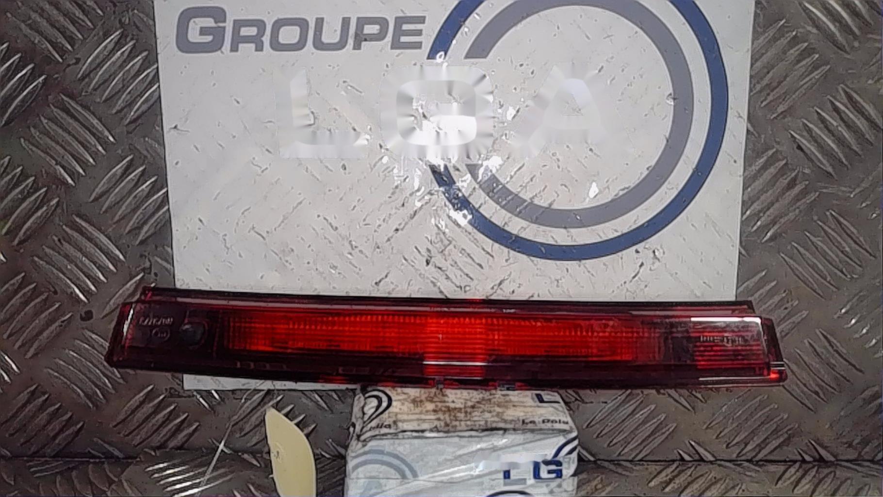 Feu arriere stop central