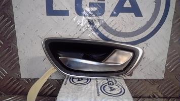 Poignee interieur arriere droit