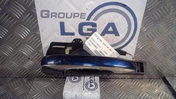Poignee porte avant gauche