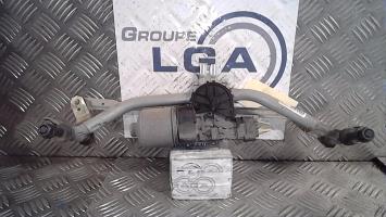 Moteur essuie glace avant
