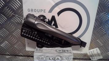 Poignee porte arriere droit