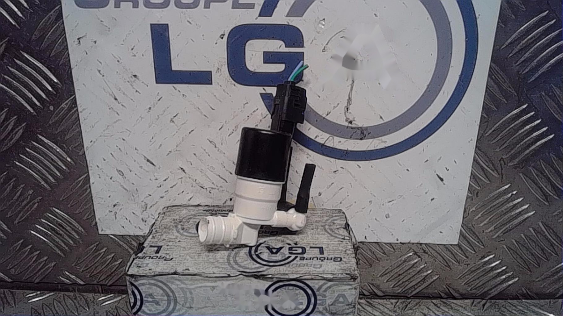 Pompe lave glace avant