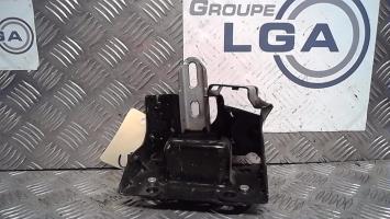 Support moteur droit