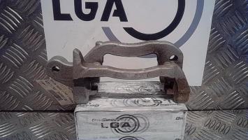 Soporte de estribo de freno (pinza) trasero derecho