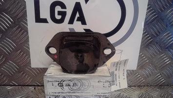 Support moteur gauche