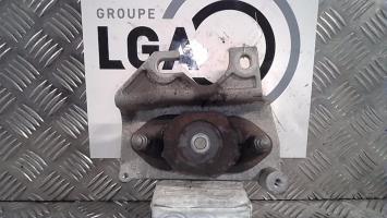 Support moteur gauche