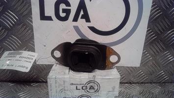 Support moteur gauche