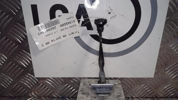 Tirant de porte arriere droit