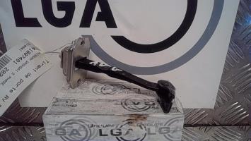 Tirant de porte avant gauche