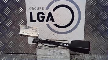 Attache ceinture avant gauche