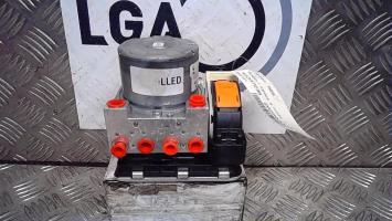 Bloc ABS (freins anti-blocage)