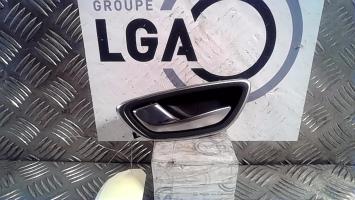 Poignee interieur avant gauche
