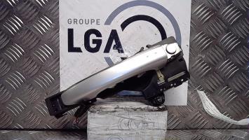 Poignee porte avant gauche