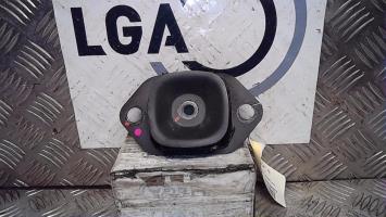 Support moteur gauche