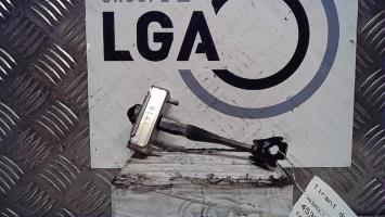 Tirante limitador de puerta trasera derecha