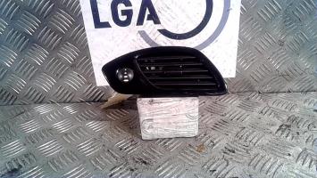 Aerateur tableau de bord avant gauche