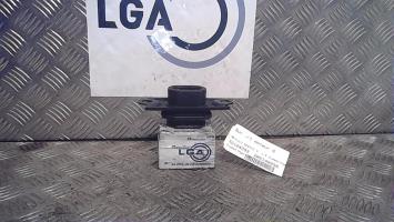 Support moteur gauche