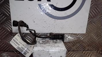 Optique avant secondaire gauche (feux)(clignotant)