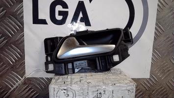 Poignee interieur arriere gauche