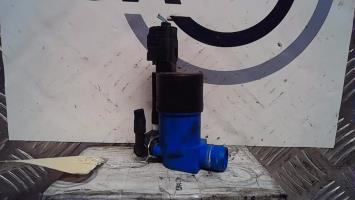 Pompe lave glace avant