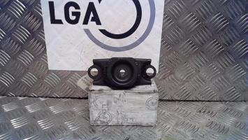 Support moteur gauche